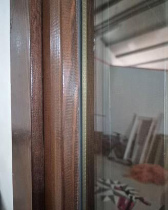 Infissi, serramenti, in legno, doppio vetro