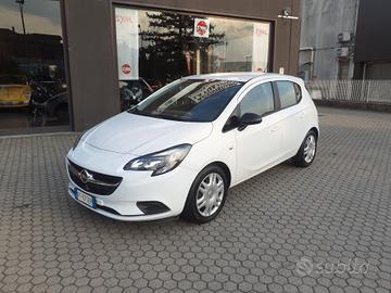 Opel Corsa CON IMPIANTO A GPL