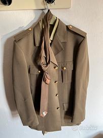 Completo militare vintage