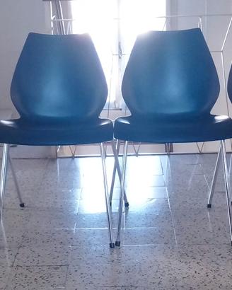 Sedia Kartell Maui blu, by Vico Magistretti