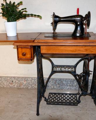 Macchina da cucire Vintage Singer