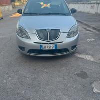 Lancia Ypsilon 1.2 benzina DIVA 2011