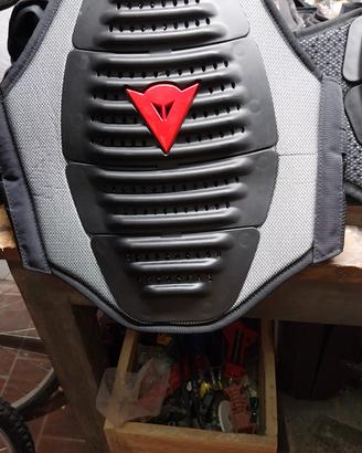 protezione schiena dainese