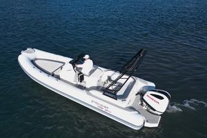 Gommone STRONGHER RS24 pronta consegna