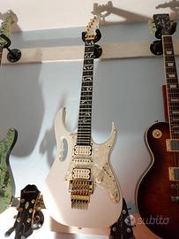 IBANEZ JEM7WH WH STEVE VAI