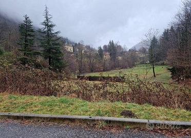 Immobile in asta di 26982 m² a Valganna