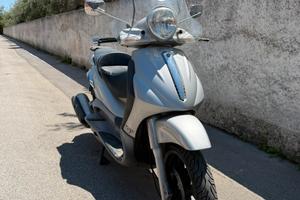 Piaggio Beverly 500cc