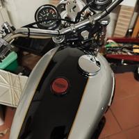 Triumph Bonneville 750