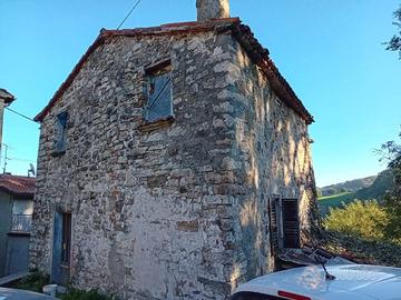 Rustico / Casale di 180 m² a Monte Cerignone