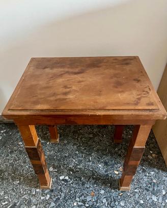 Tavolo piccolo