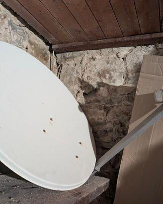 Parabola satellitare