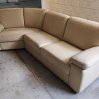 Divano Pelle Angolare Curvo