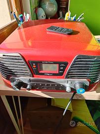 Stereo giradischi parzialmente funzionante.