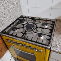 cucina semi-professionale in acci a 5 fuochi+forno