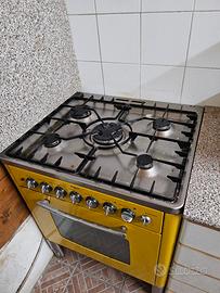 cucina semi-professionale in acci a 5 fuochi+forno