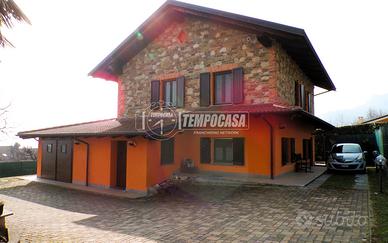 Splendida soluzione indipendente con ampio giardin