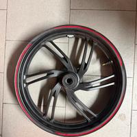 Cerchione Anteriore Honda SH 300-350 Pari al Nuovo