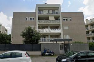 TRILOCALE CON TERRAZZO, POSTO AUTO E CANTINA