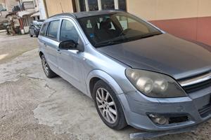 opel astra anno 2004