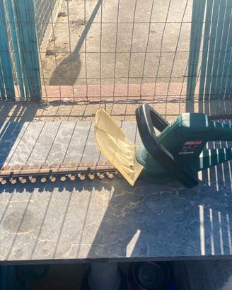 Tagliasiepi elettrico Valex V470 - 400W