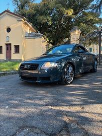 Audi TT 3.2 V6 quattro Book Service Tagliandi Cert