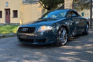 Audi TT 3.2 V6 quattro Book Service Tagliandi Cert