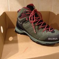 Scarponi montagna donna Salewa n. 37