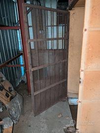 Porta in ferro