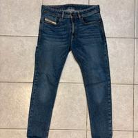 jeans in denim marca Diesel