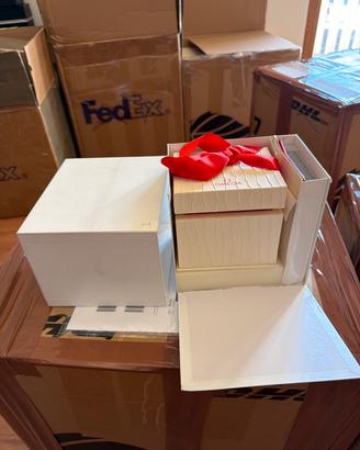 Box omega