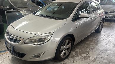 Opel Astra 1.4 100CV 5 porte Elective