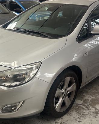 Opel Astra 1.4 100CV 5 porte Elective