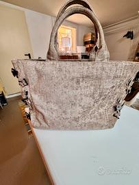 Borsa Pinko capiente in velluto