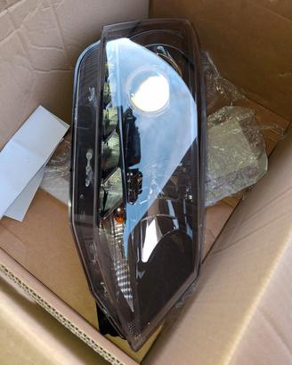 Faro per skoda fabia modello 2015