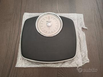 Bilancia pesapersone Imetec analogica con lancetta