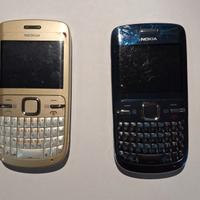 2 Cellulari Nokia CE-00 Oro e Blu