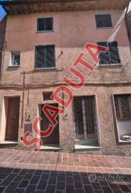 Immobile in asta di 120 m² a Sigillo