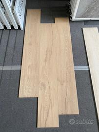 Pavimento gres effetto legno 120x20 (21 mq)