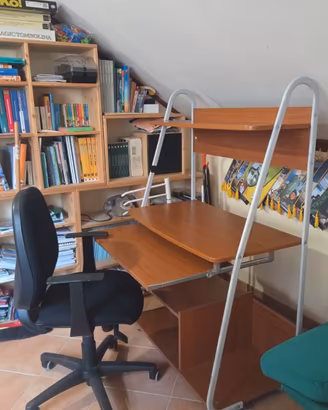Scrivania postazione da lavoro + sedia