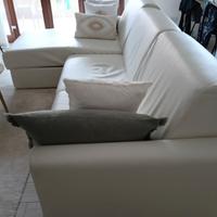divano letto con penisola e contenitore ecopelle b