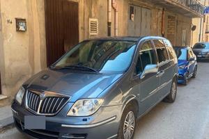Lancia Phedra del 2008