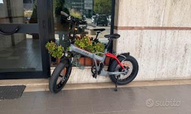 Bici elettrica pieghevole Argento Mini Max
