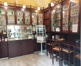 Bar con cucina centro città