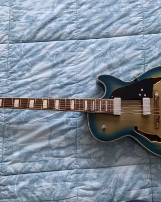 Ibanez GB10EM George Benson - Jet Blue Burst