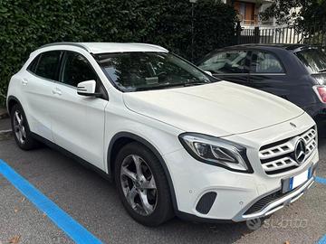 Mercedes Benz GLA 180 Sport Automatic