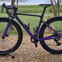 GRAVEL TAGLIA XS