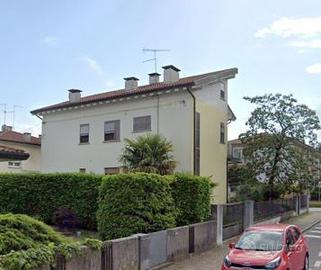 Udine via Monte San Marco app. in bifamiliare