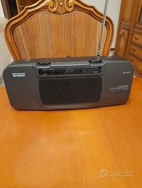 Radio portatile vintage Techno modello TNC 9879.
