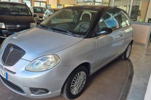 Lancia Ypsilon 1.2 Oro