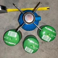 Fornello a gas da campeggio.